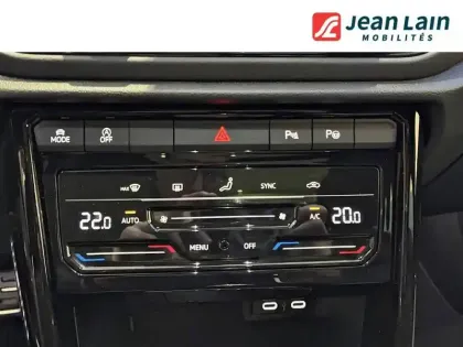 Photo 13 Volkswagen T-roc  1.5 TSI 150 CH DSG7