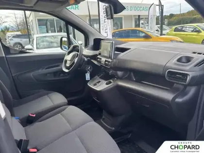 Photo 12 Peugeot Partner E- FOURGON STANDARD 800 KG 136 CH BATTERIE 50 KWH