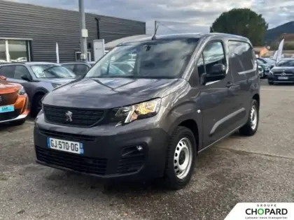 Photo Peugeot Partner Asphalt