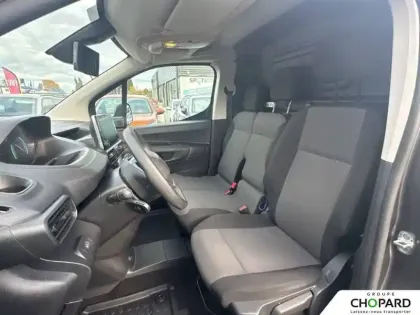 Photo 56 Peugeot Partner E- FOURGON STANDARD 800 KG 136 CH BATTERIE 50 KWH