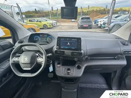 Photo 57 Peugeot Partner E- FOURGON STANDARD 800 KG 136 CH BATTERIE 50 KWH