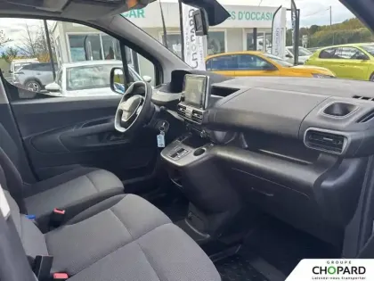 Photo 58 Peugeot Partner E- FOURGON STANDARD 800 KG 136 CH BATTERIE 50 KWH