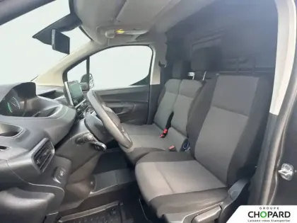 Photo 34 Peugeot Partner E- FOURGON STANDARD 800 KG 136 CH BATTERIE 50 KWH