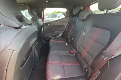 Photo 10 Renault Clio  E-Tech 140 - 21N