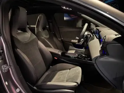 Photo 44 Mercedes CLA  Shooting Brake 250 e Hybrid EQ 8G-DCT