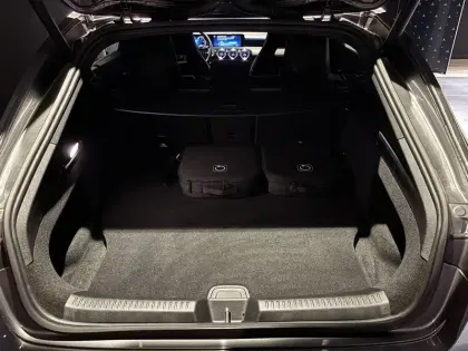 Photo 18 Mercedes CLA  Shooting Brake 250 e Hybrid EQ 8G-DCT