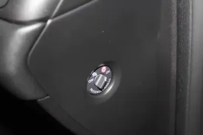 Photo 52 Renault Captur  E-Tech full hybrid 145 ch