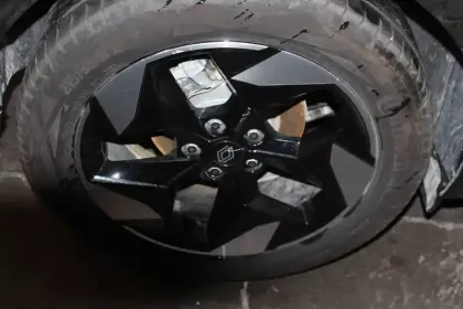 Photo 14 Renault Captur  E-Tech full hybrid 145 ch