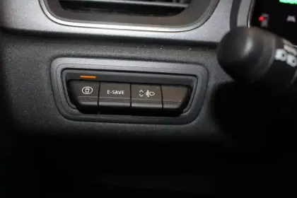 Photo 32 Renault Captur  E-Tech full hybrid 145 ch