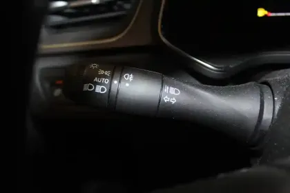 Photo 33 Renault Captur  E-Tech full hybrid 145 ch