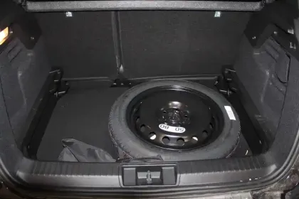 Photo 47 Renault Captur  E-Tech full hybrid 145 ch