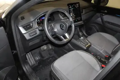 Photo 41 Renault Captur  E-Tech full hybrid 145 ch