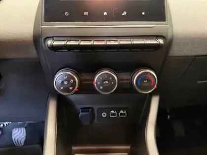 Photo 22 Renault Clio  dCi 100