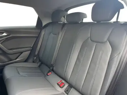 Photo 13 Audi A1  Allstreet 30 TFSI 110 ch S tronic 7