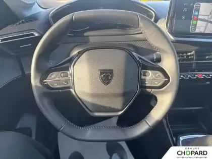 Photo 15 Peugeot 208  PureTech 75 S&S BVM5