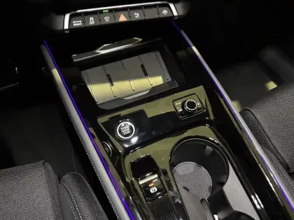 Photo 29 Audi Q3  e-hybrid 272 ch S tronic 6