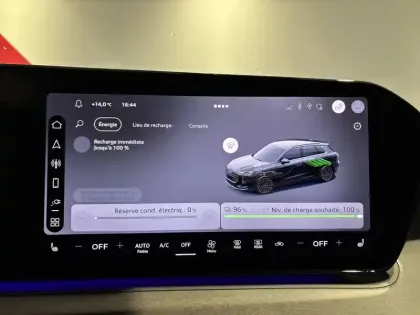 Photo 19 Audi Q3  e-hybrid 272 ch S tronic 6