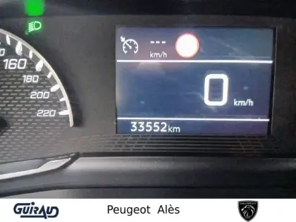 Photo 63 Peugeot 208  PureTech 100 S&S BVM6