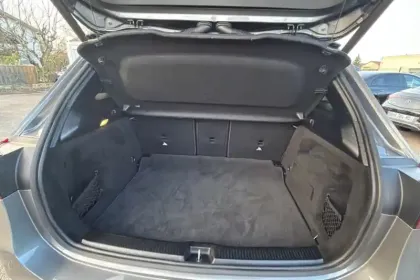 Photo 8 Mercedes Classe B  200 d 8G-DCT