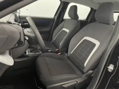 Photo 13 Citroën C3  Turbo 100 ch BVM6