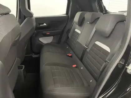 Photo 14 Citroën C3  Turbo 100 ch BVM6