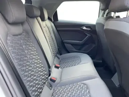 Photo 9 Audi A1  Sportback 30 TFSI 116 ch BVM6