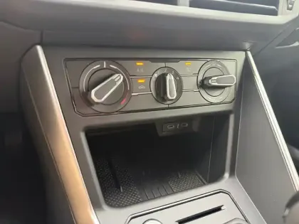 Photo 19 Volkswagen Taigo  1.0 TSI 116 DSG7