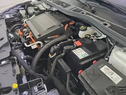 Photo 30 Opel Corsa  Electrique 136 ch & Batterie 50 kw/h