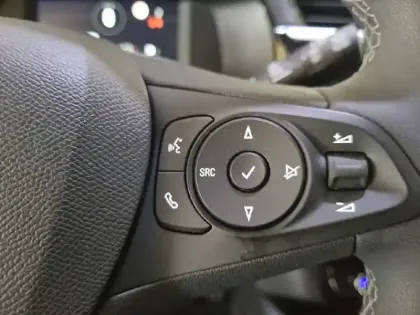 Photo 45 Opel Corsa  Electrique 136 ch & Batterie 50 kw/h