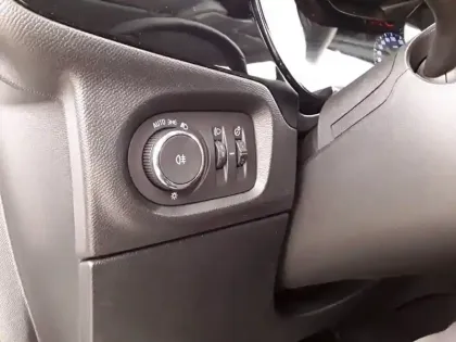 Photo 44 Opel Corsa  1.2 75 ch BVM5