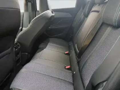 Photo 31 Peugeot 308  Plug-in Hybrid 195 ch e-DCS7