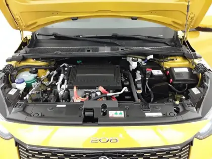 Photo 24 Peugeot 208  Electrique 50 kWh 136ch