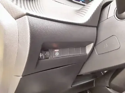 Photo 22 Peugeot 208  Electrique 50 kWh 136ch