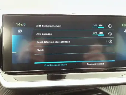 Photo 20 Peugeot 2008  Moteur électrique 136 ch