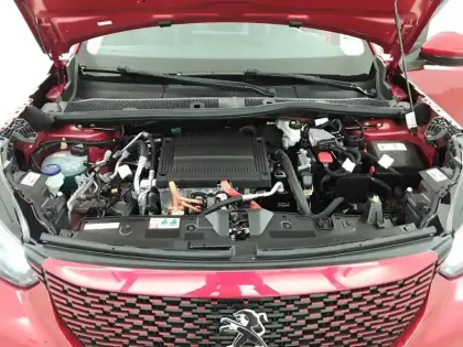 Photo 26 Peugeot 2008  Moteur électrique 136 ch