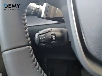 Photo 16 Peugeot 208  Hybrid 110 e-DCS6