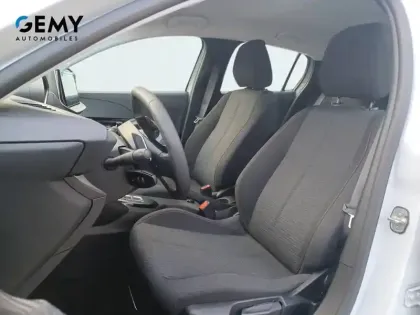 Photo 8 Peugeot 208  Hybrid 110 e-DCS6