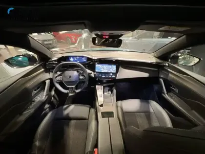 Photo 45 Peugeot 308  Electrique 55 kWh 156ch