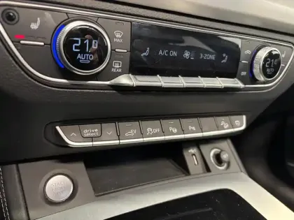 Photo 10 Audi Q5  Sportback 50 TFSIe 299 S tronic 7 Quattro