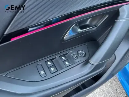 Photo 12 Peugeot 2008  Electrique 136 ch