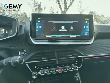 Photo 27 Peugeot 2008  Electrique 136 ch