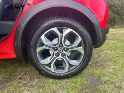 Photo 10 Renault Captur  TCe 90 - 21