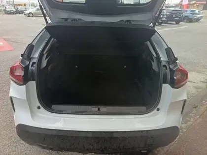 Photo 5 Citroën C4  Hybride 136 e-DCS6