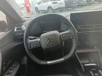 Photo 8 Citroën C4  Hybride 136 e-DCS6