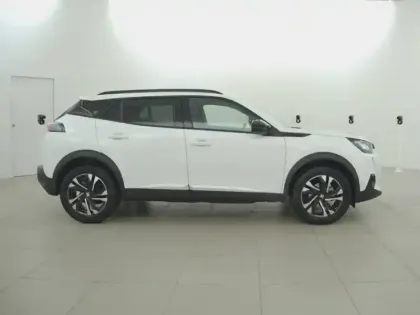 Photo 30 Peugeot 2008  PureTech 130 S&S EAT8