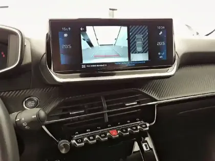 Photo 17 Peugeot 2008  PureTech 130 S&S EAT8