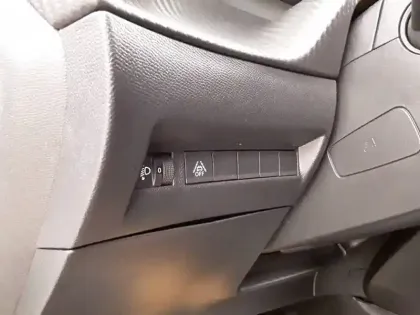 Photo 23 Peugeot 2008  PureTech 130 S&S EAT8