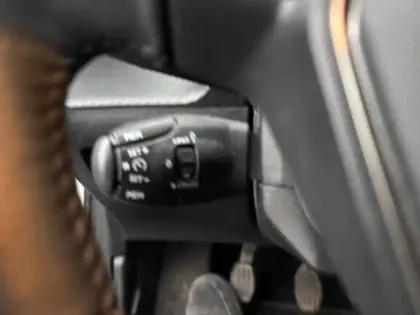 Photo 17 Peugeot 208  PureTech 75 S&S BVM5