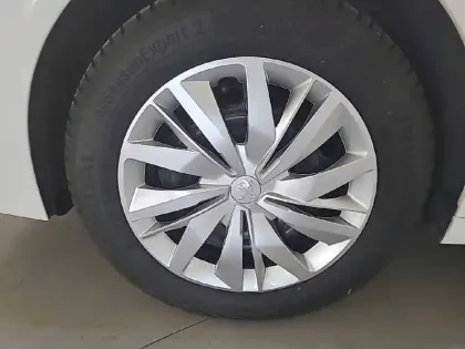 Photo 32 Peugeot 208  PureTech 75 S&S BVM5