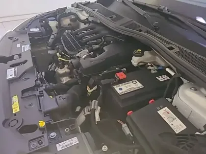 Photo 34 Peugeot 208  PureTech 75 S&S BVM5